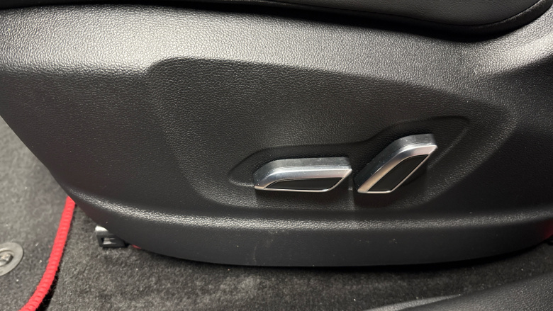 MG HS 1.5 T-GDI Trophy 5dr Petrol Hatchback